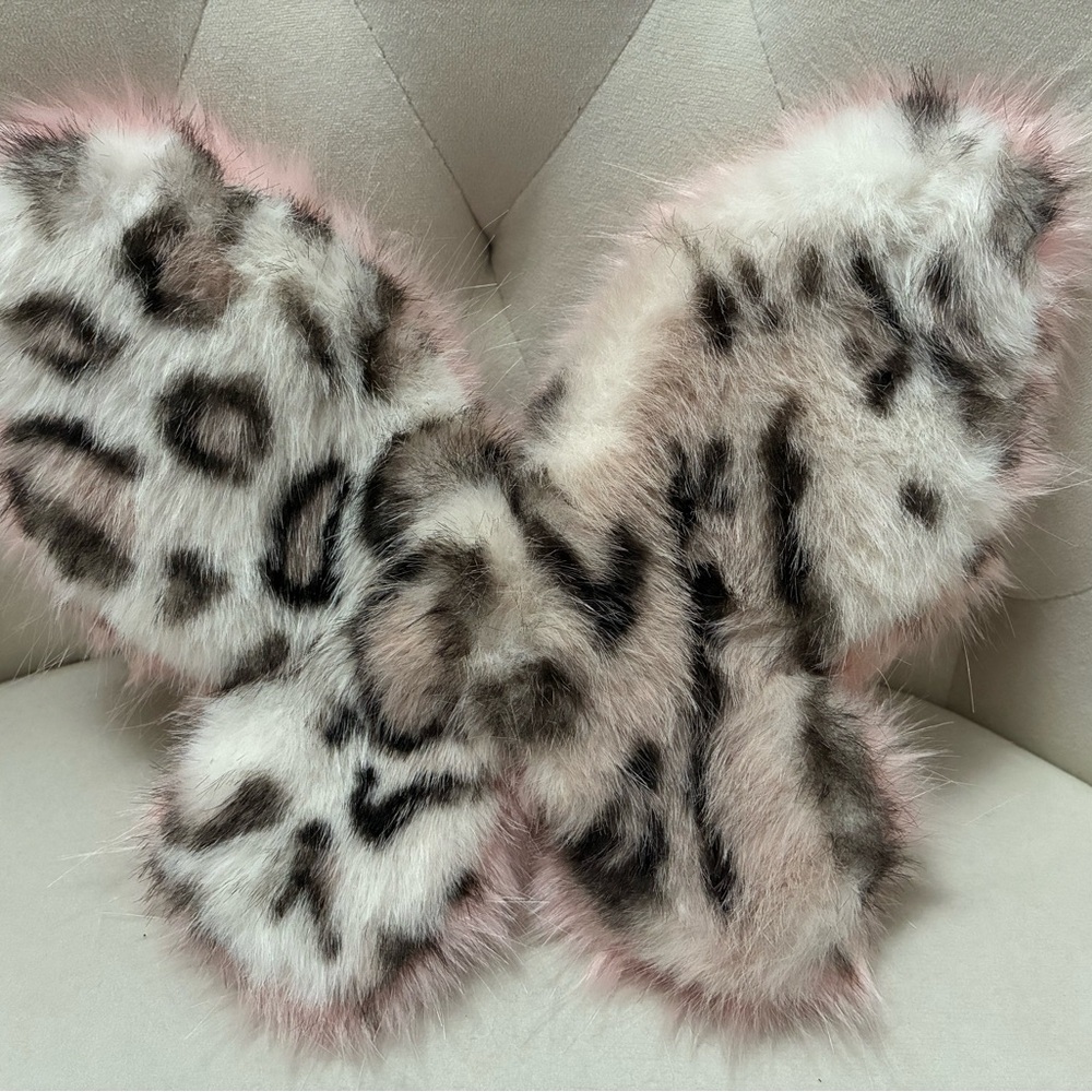 Gorgeous pink and leopard print custom labubu butterfly - New, high-quality - Picture 2 of 3